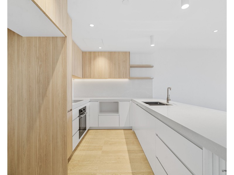 101/321 Golden Four Drive, Tugun QLD 4224