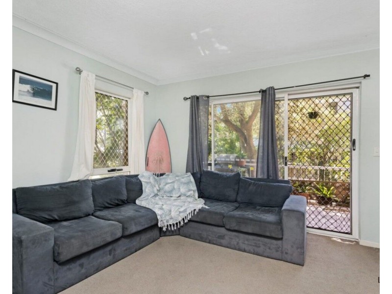 1/14 Mawarra Street, Palm Beach QLD 4221