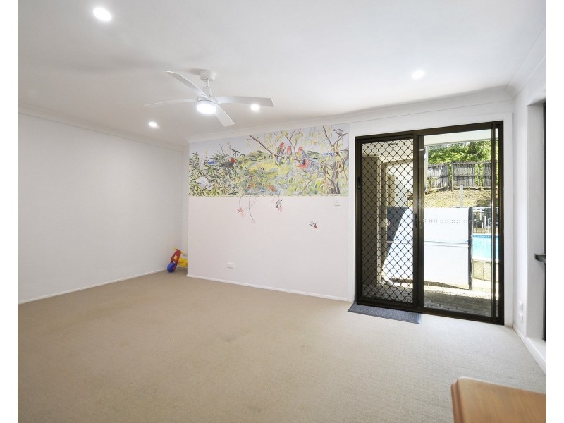 21 Heartwood Avenue, Elanora QLD 4221