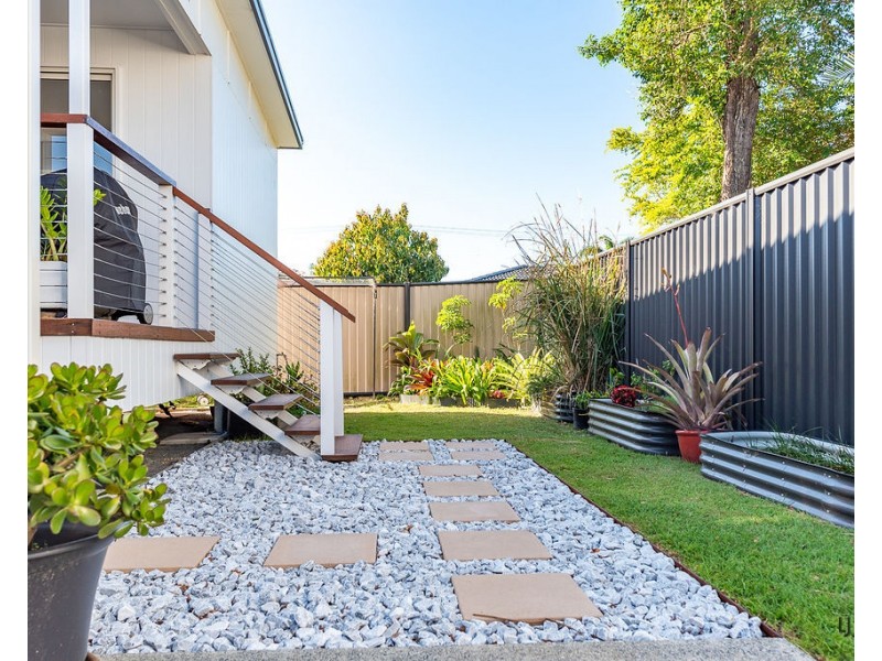 17 Kalang Street, Palm Beach QLD 4221