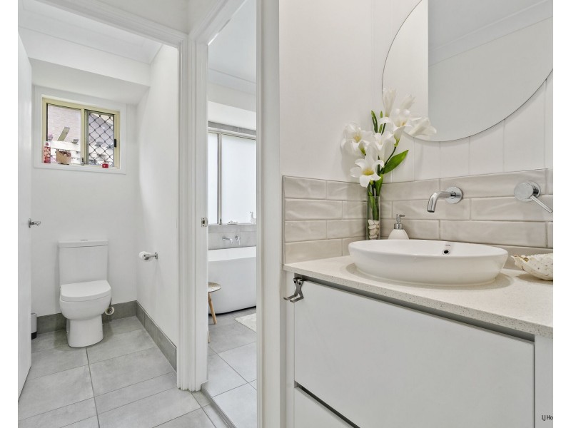 7 Chauvel Court, Currumbin Waters QLD 4223