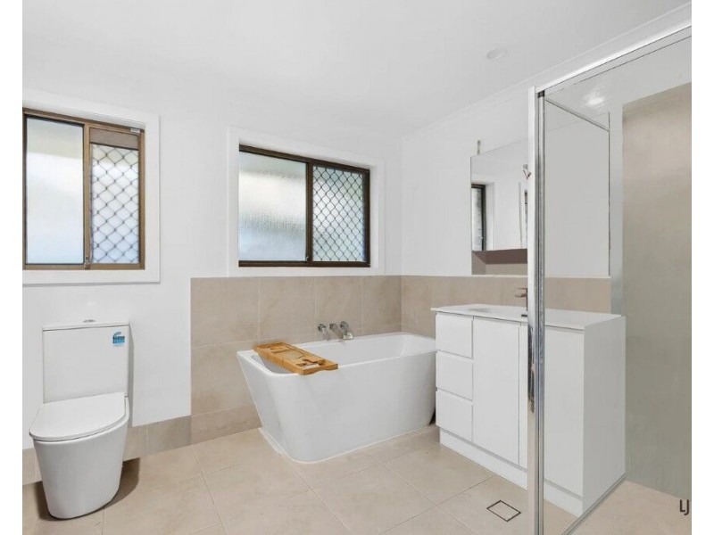 79 Ware Drive, Currumbin Waters QLD 4223