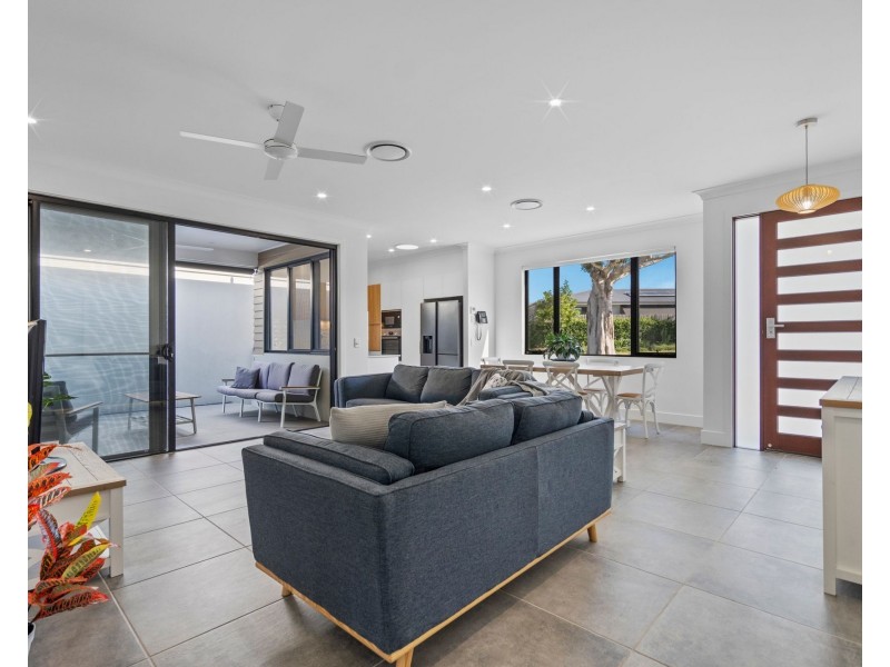 89/29 Ghostgum Grove, Upper Coomera QLD 4209