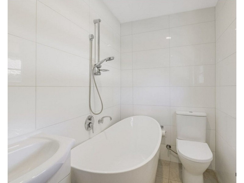 93 Dutton Street, Coolangatta QLD 4225