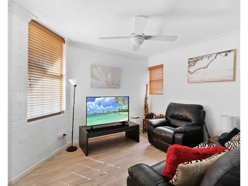 2/24 Pacific Parade, Bilinga QLD 4225