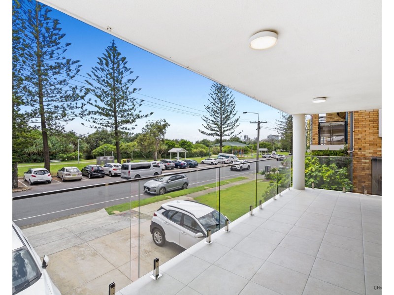 2/24 Pacific Parade, Bilinga QLD 4225