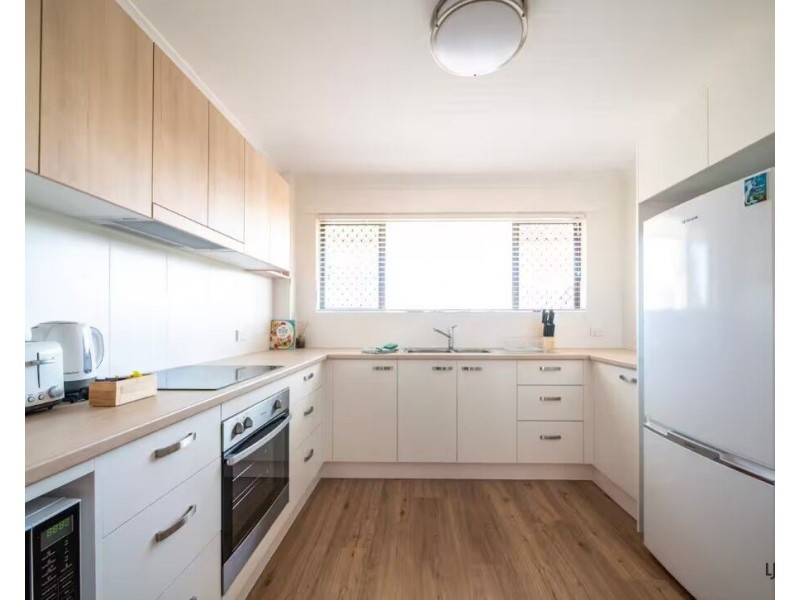 6/48 Sarawak Avenue, Palm Beach QLD 4221