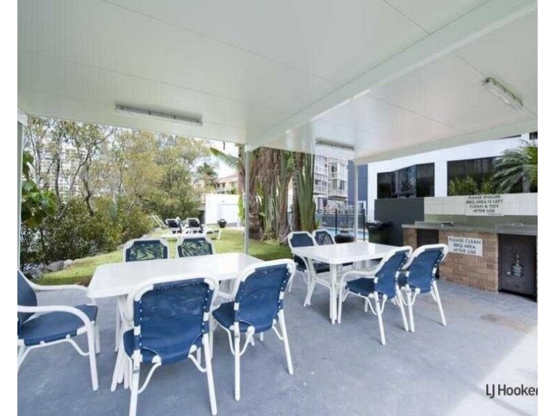 409/70 Remembrance Drive, Surfers Paradise QLD 4217