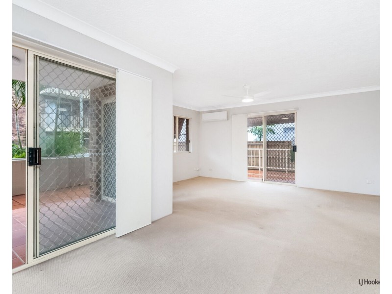 2/137 Golden Four Drive, Bilinga QLD 4225