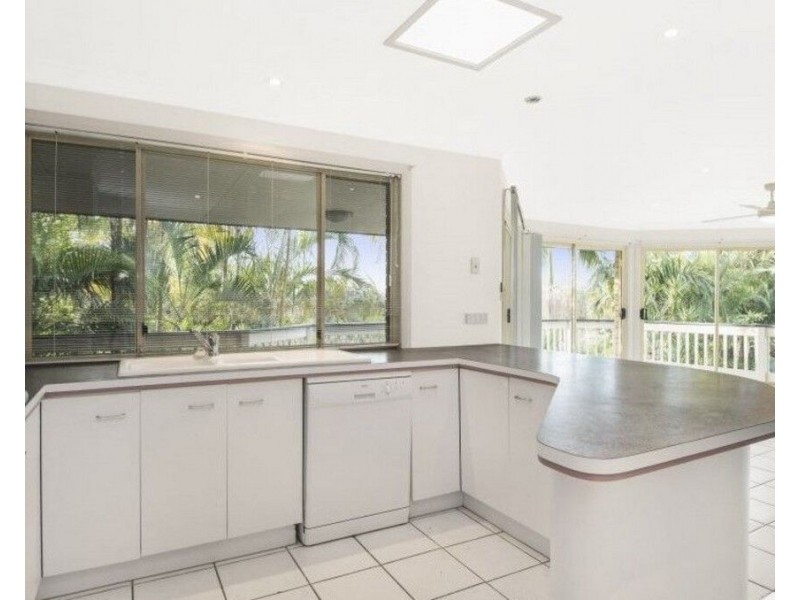 42 Hoffschildt Drive, Currumbin Waters QLD 4223