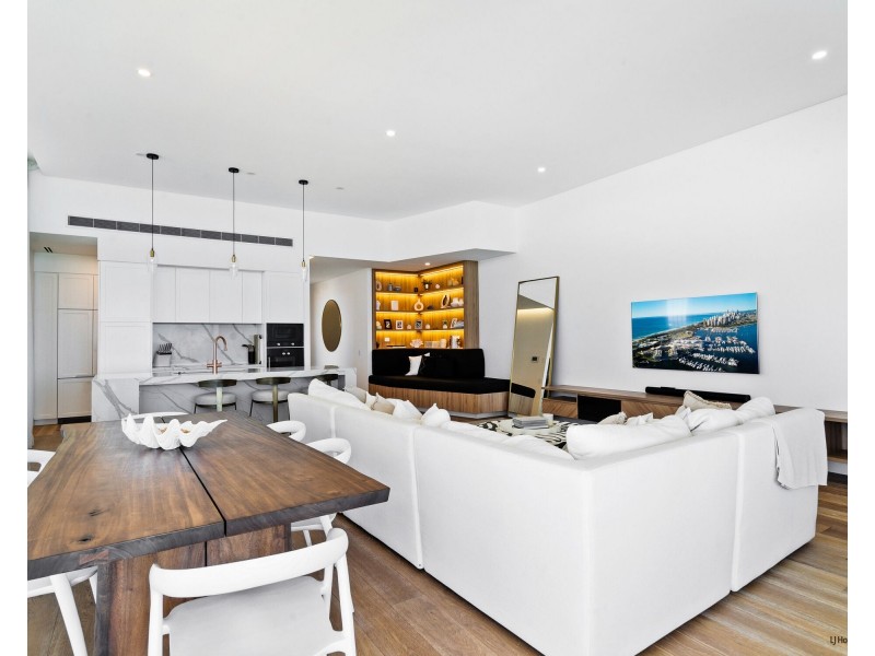 901/460 The Esplanade, Palm Beach QLD 4221