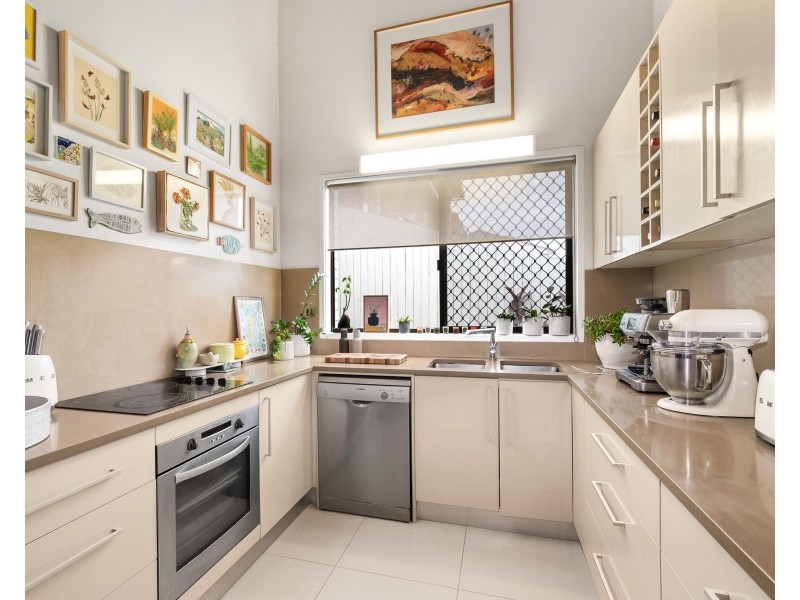 2/39 Hillcrest Avenue, Tugun QLD 4224