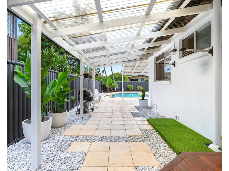 19 Binya Avenue, Coolangatta QLD 4225