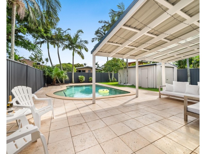 19 Binya Avenue, Coolangatta QLD 4225