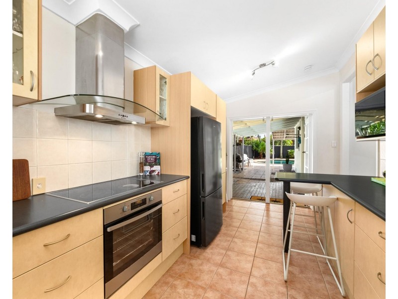 19 Binya Avenue, Coolangatta QLD 4225