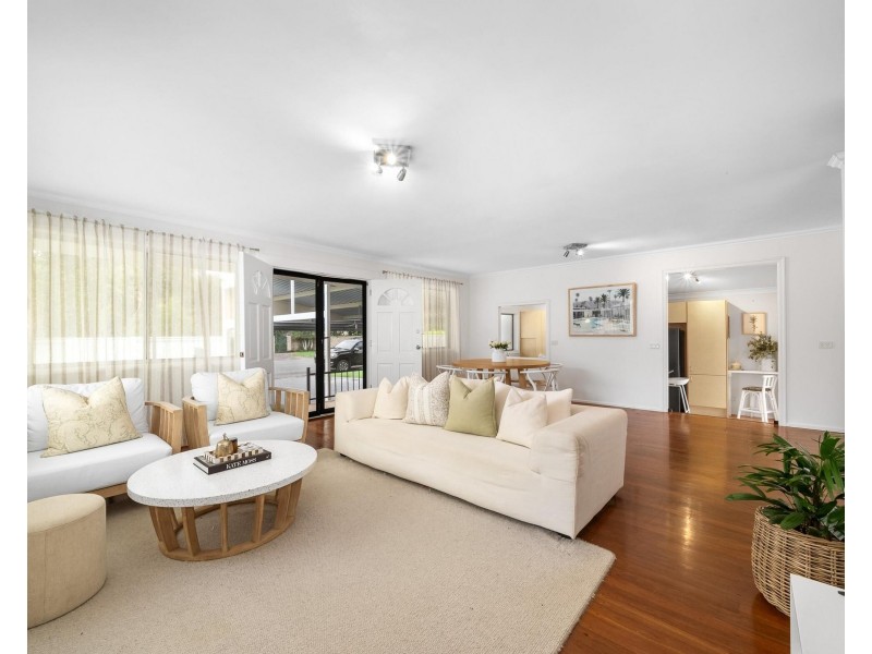 19 Binya Avenue, Coolangatta QLD 4225