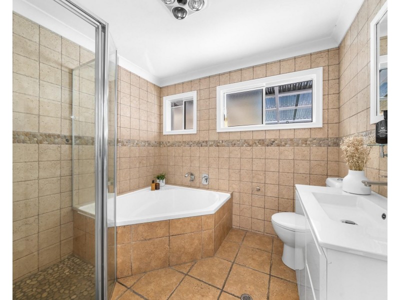19 Binya Avenue, Coolangatta QLD 4225