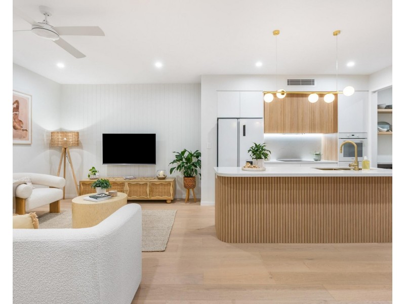 5/135 Golden Four Drive, Bilinga QLD 4225