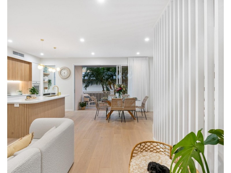 5/135 Golden Four Drive, Bilinga QLD 4225