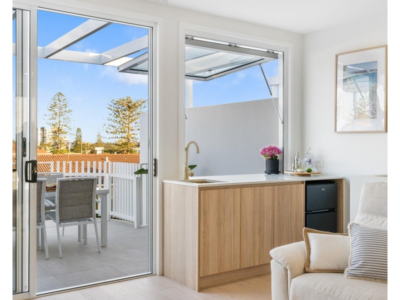 5/135 Golden Four Drive, Bilinga QLD 4225