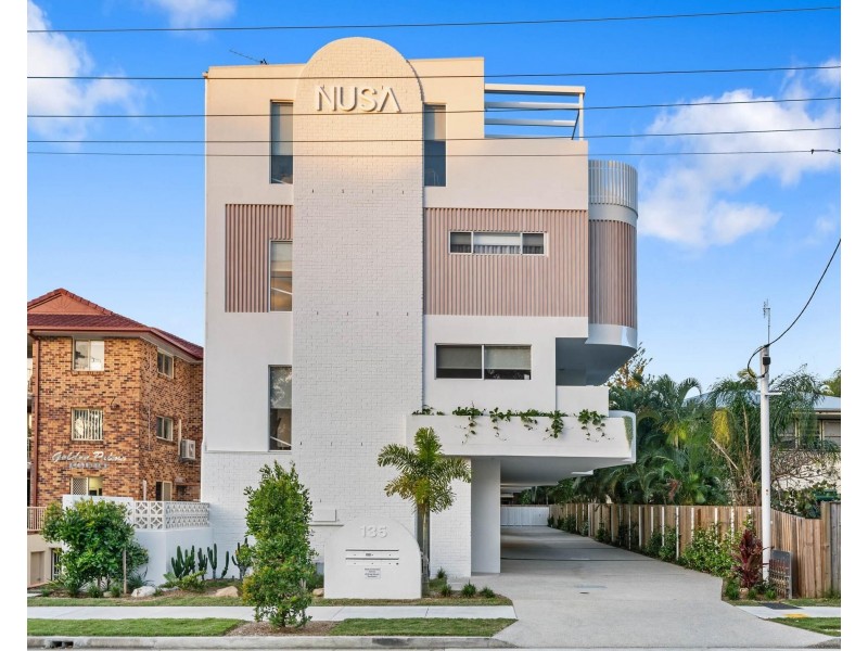 5/135 Golden Four Drive, Bilinga QLD 4225