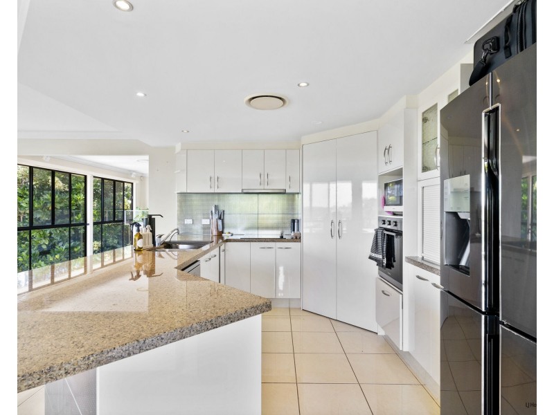 11 Kukulies Court, Currumbin Waters QLD 4223