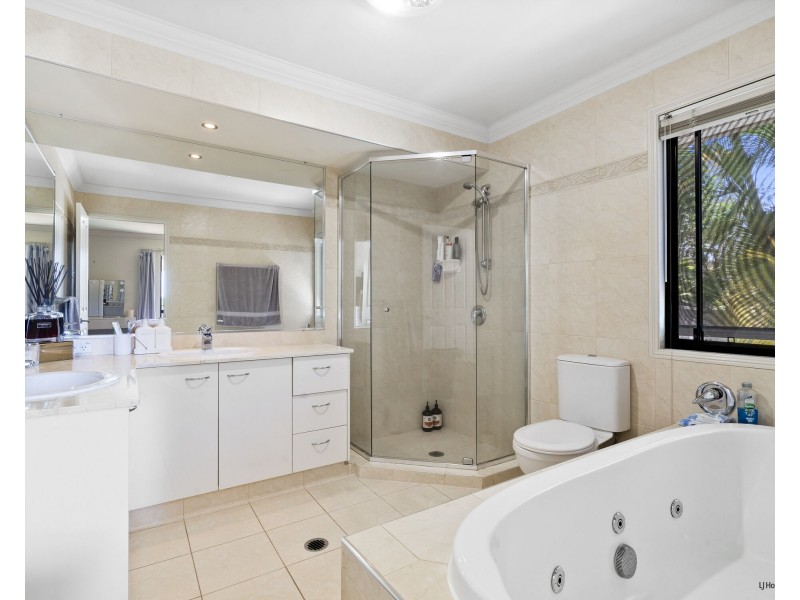 11 Kukulies Court, Currumbin Waters QLD 4223