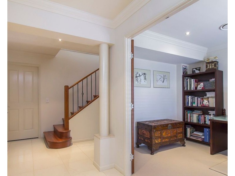 11 Kukulies Court, Currumbin Waters QLD 4223