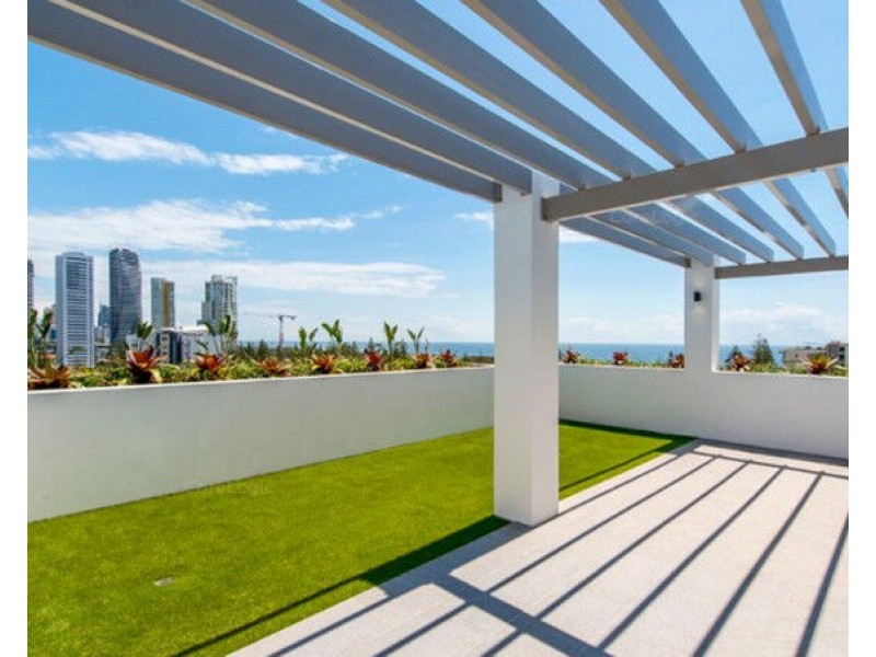 51 Peerless Avenue, Mermaid Beach QLD 4218