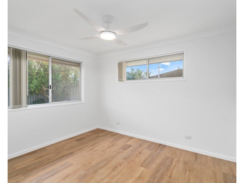 2/7 Bali Avenue, Palm Beach QLD 4221