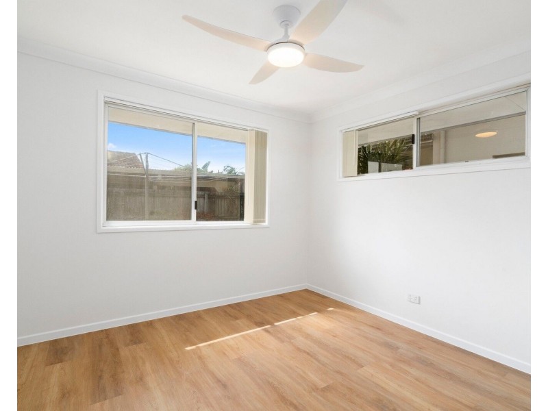 2/7 Bali Avenue, Palm Beach QLD 4221