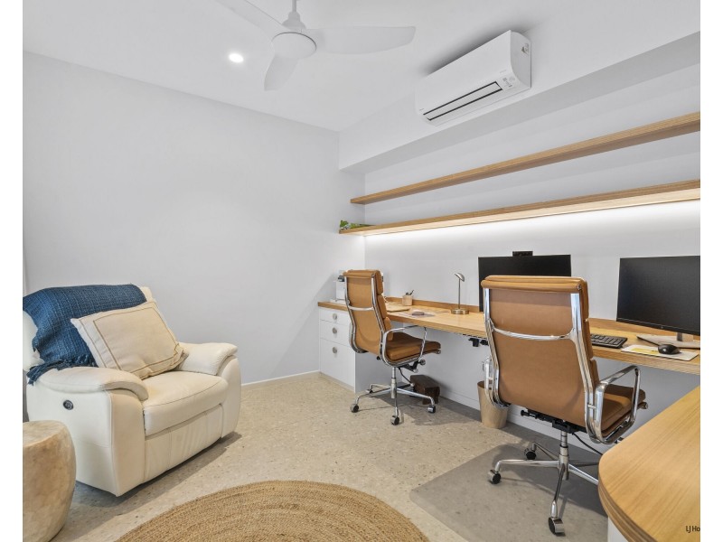 2/43 Murlong Crescent, Palm Beach QLD 4221