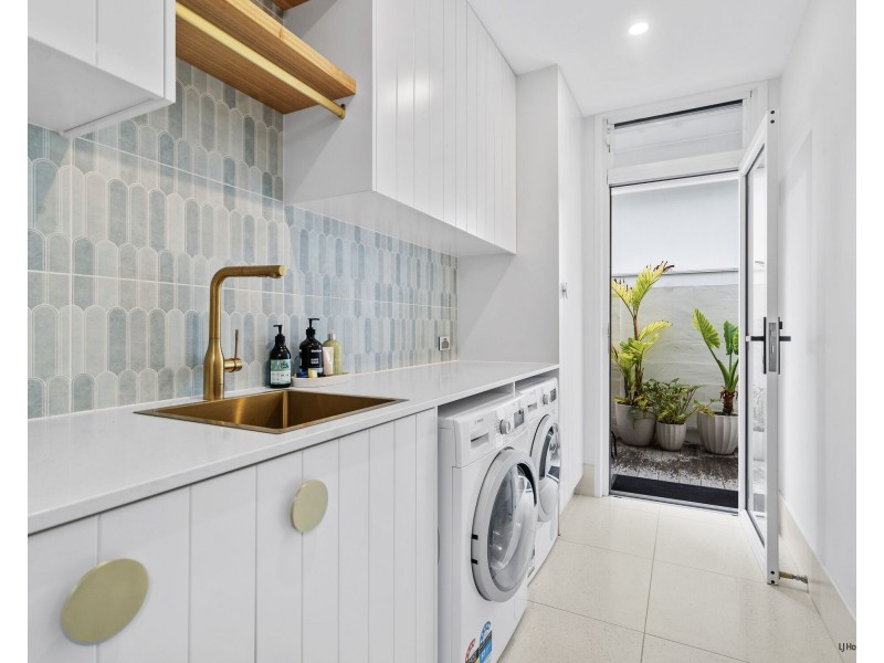 2/43 Murlong Crescent, Palm Beach QLD 4221