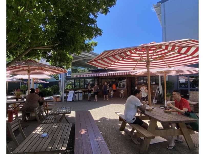 2/43 Murlong Crescent, Palm Beach QLD 4221