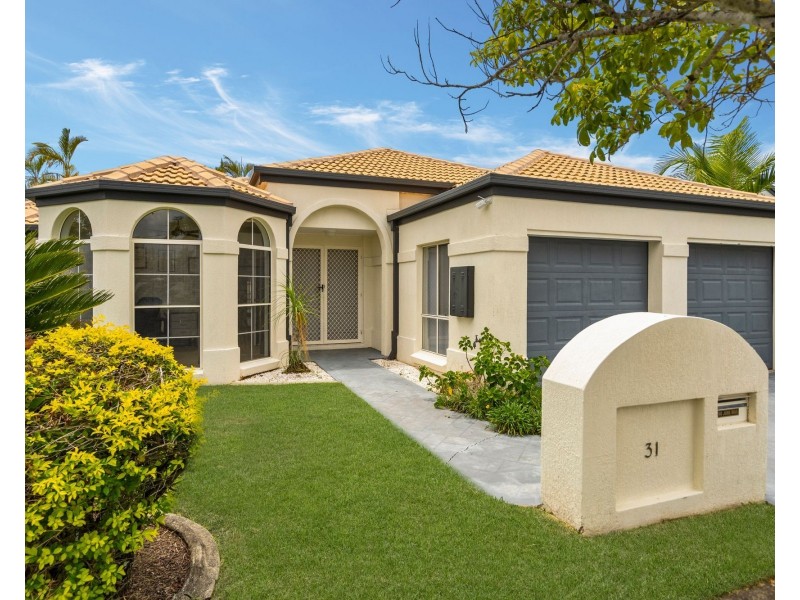 31 Stingray Crescent, Burleigh Waters QLD 4220