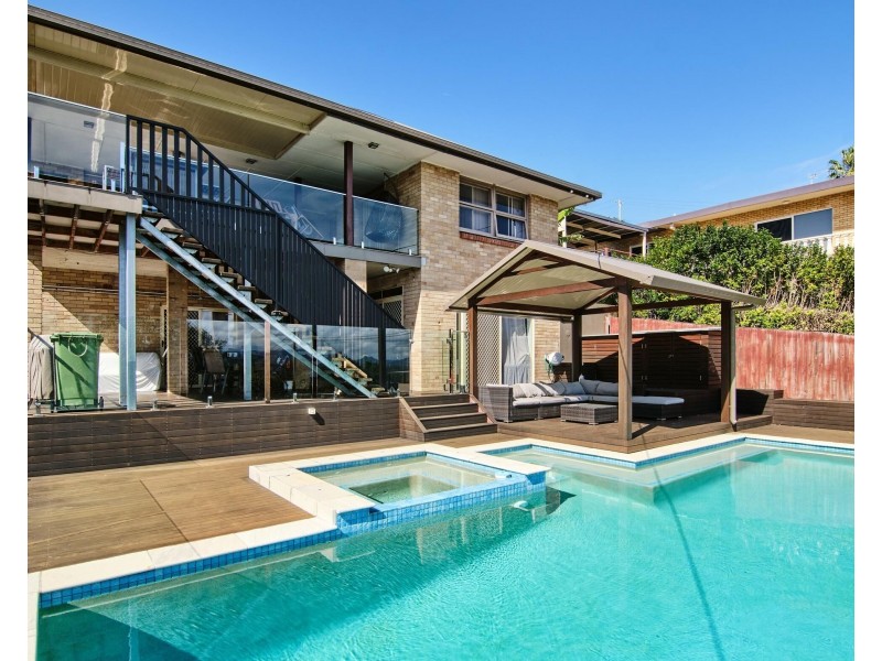 22 & 22a Rutledge Street, Coolangatta QLD 4225