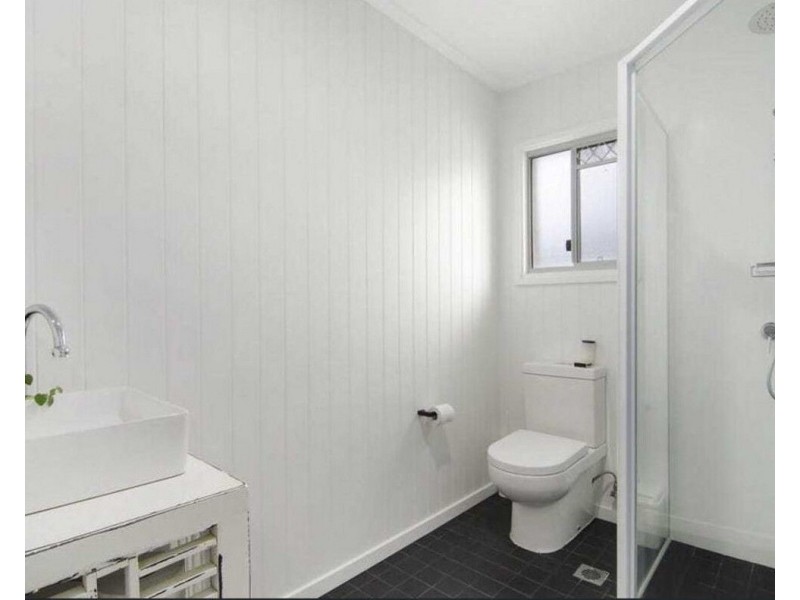 3/802 Pacific Parade, Currumbin QLD 4223