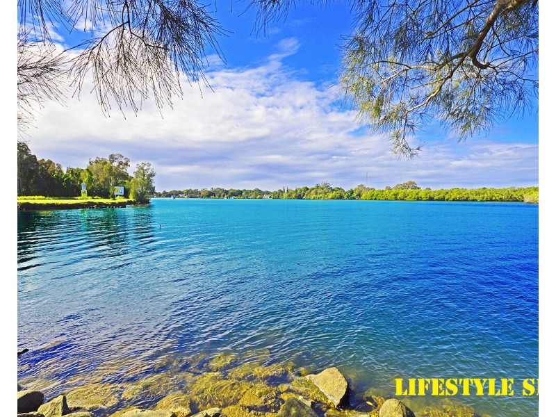 22 Firestone Drive, Banora Point NSW 2486