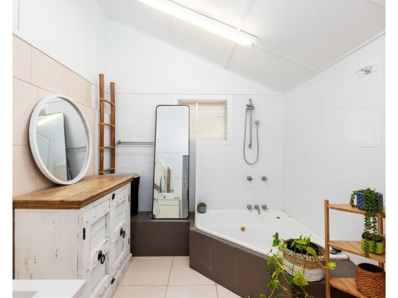 12A Teemangum Street, Tugun QLD 4224