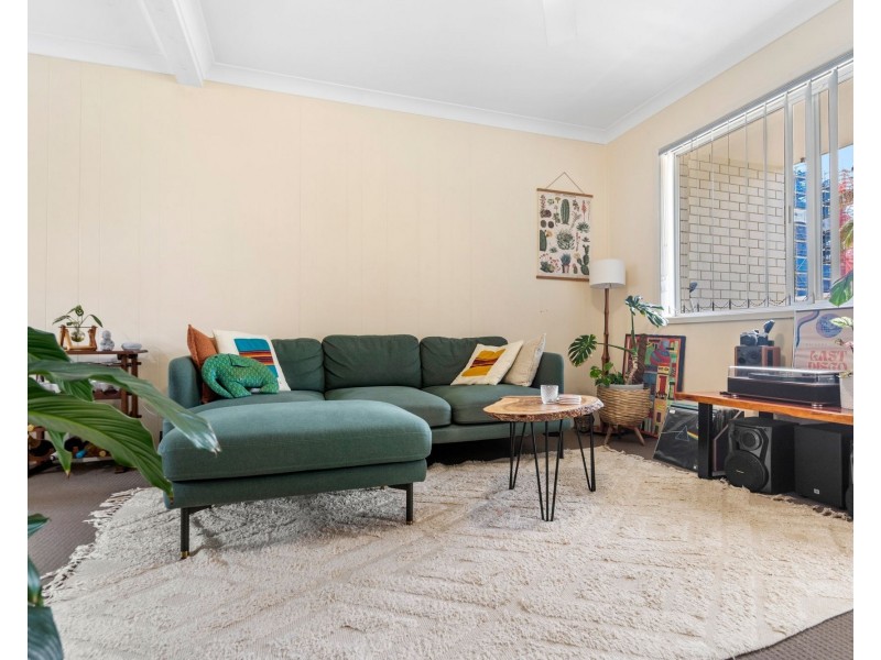 2/3 Culgoa Street, Palm Beach QLD 4221