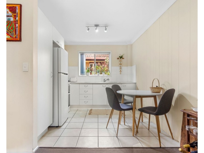 2/3 Culgoa Street, Palm Beach QLD 4221