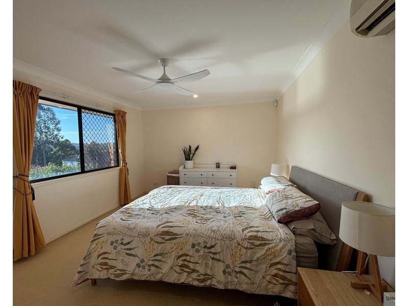 6 Numalla Court, Elanora QLD 4221