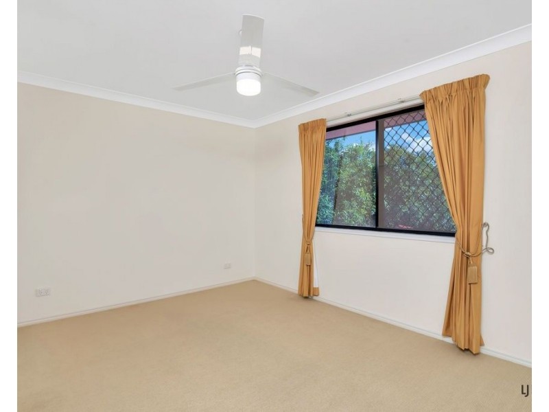 6 Numalla Court, Elanora QLD 4221