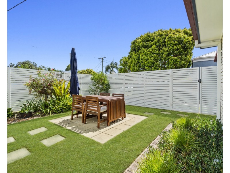 1/42 Third Avenue, Palm Beach QLD 4221