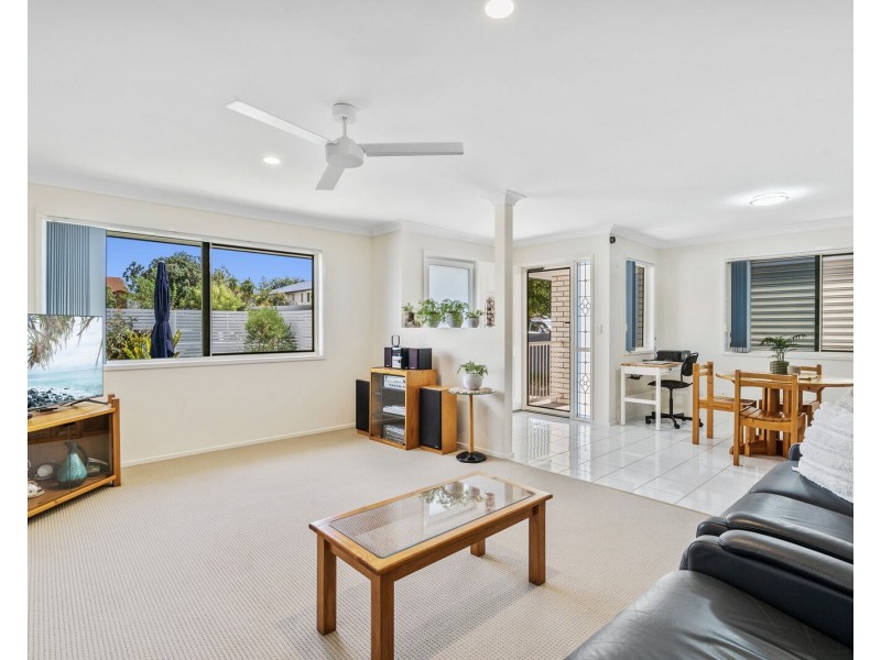 1/42 Third Avenue, Palm Beach QLD 4221