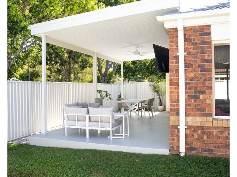 2/13 Rosewater Crescent, Tugun QLD 4224