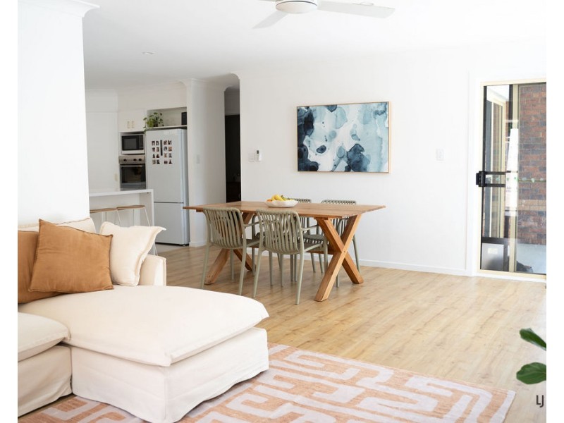 2/13 Rosewater Crescent, Tugun QLD 4224