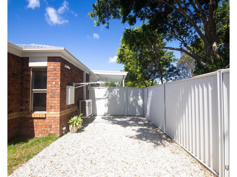 2/13 Rosewater Crescent, Tugun QLD 4224