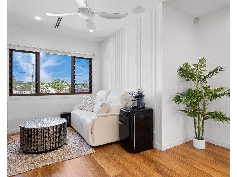 120A Tahiti Avenue, Palm Beach QLD 4221