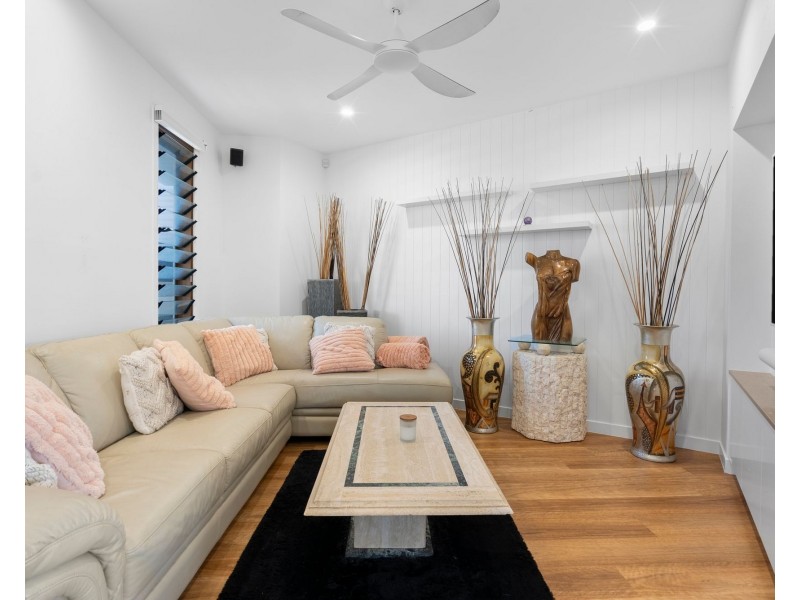 120A Tahiti Avenue, Palm Beach QLD 4221